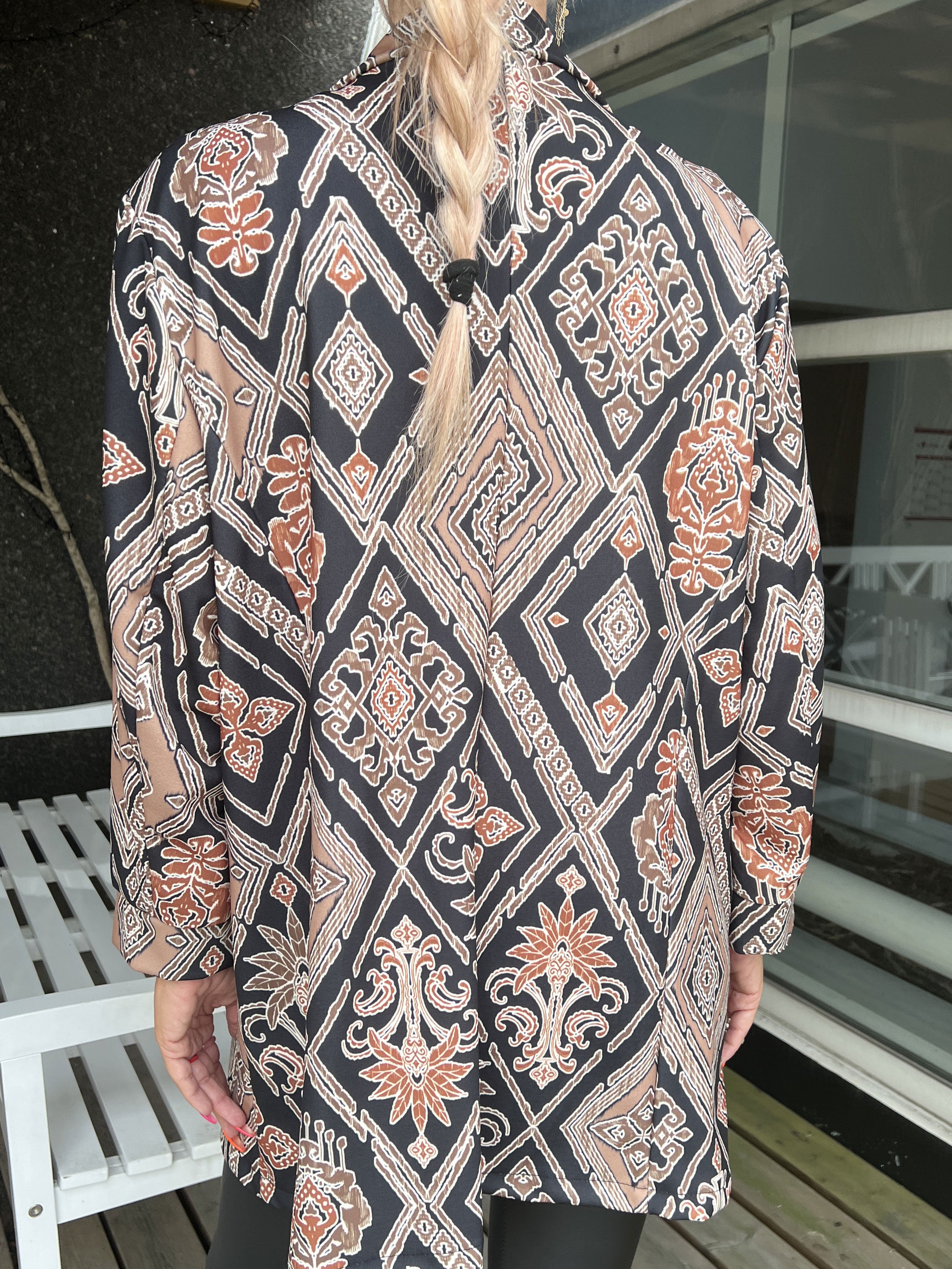 Alberte Pattern - Blazer i mønster